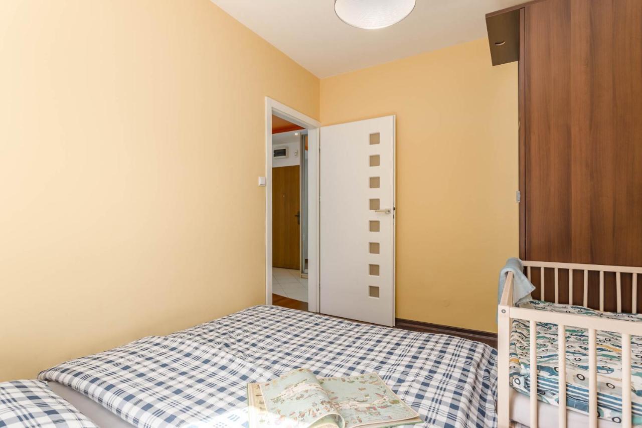 Chill Apartments Kabaty Family Warsaw Ngoại thất bức ảnh