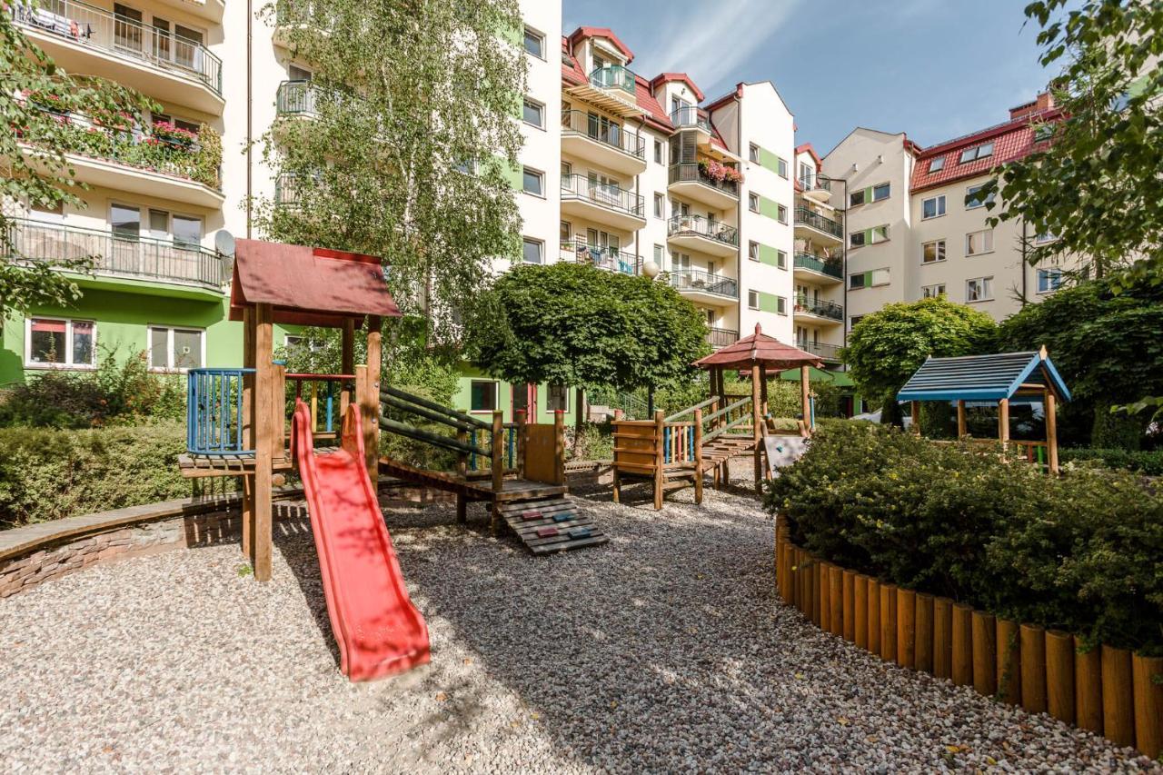 Chill Apartments Kabaty Family Warsaw Ngoại thất bức ảnh